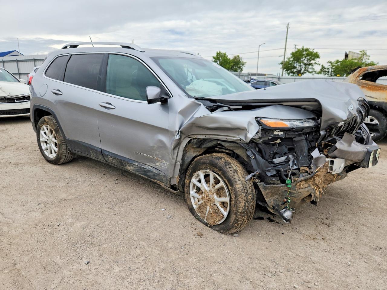 2016 JEEP CHEROKEE LATITUDE FWD