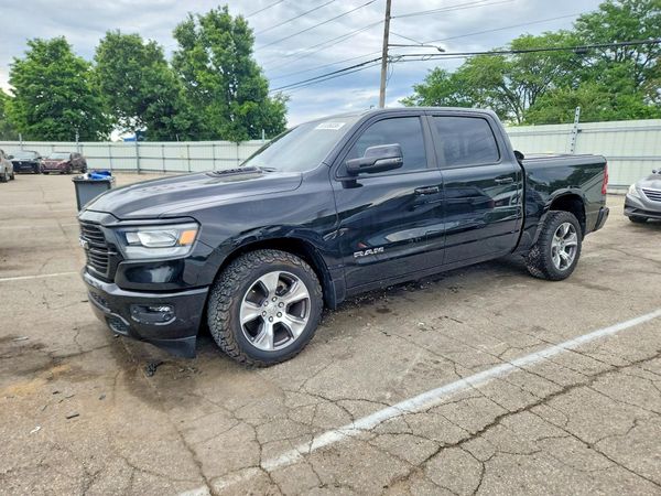2023 RAM 1500 LARAMIE CREW CAB 4X4
