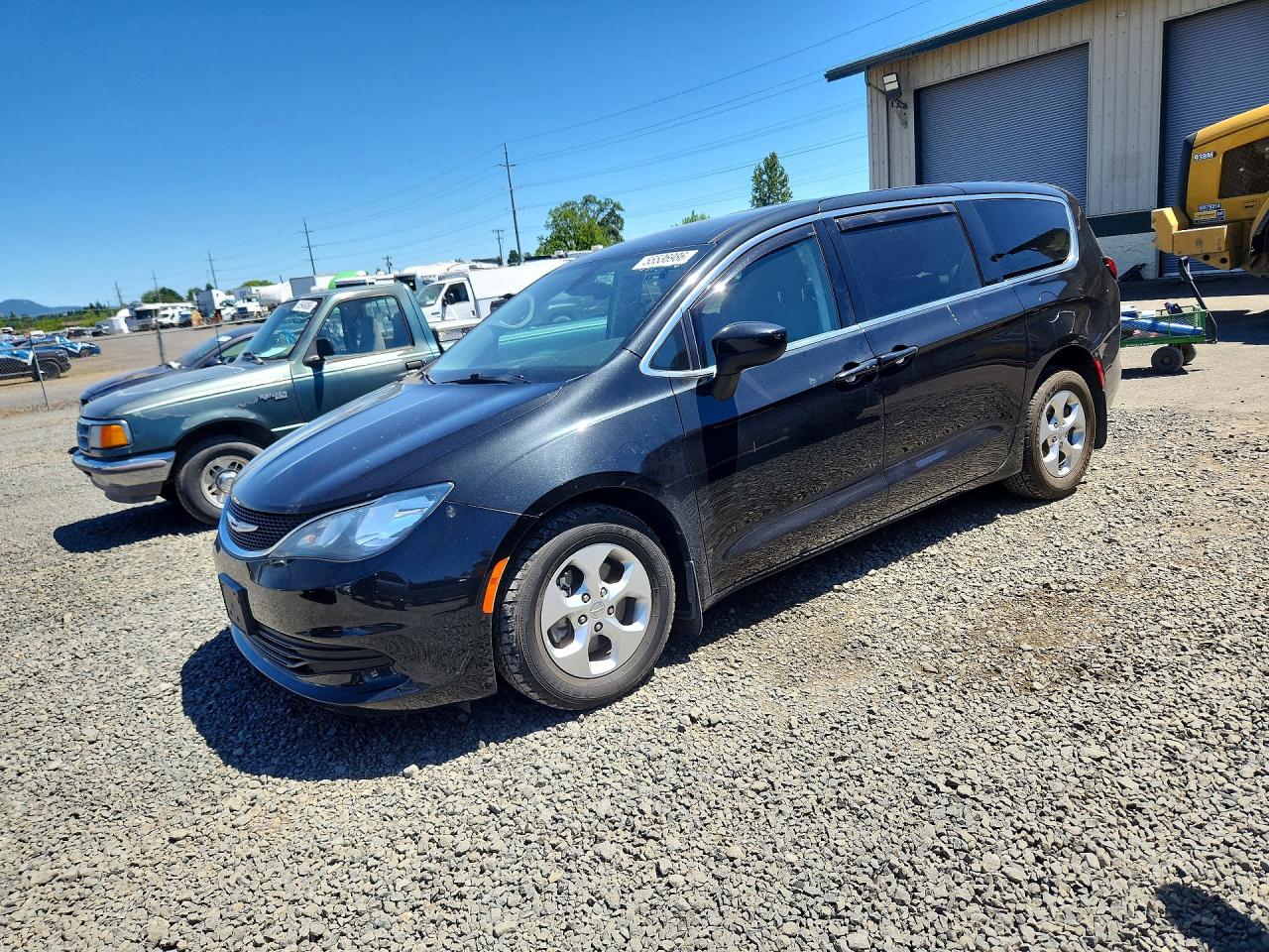 2017 CHRYSLER PACIFICA LX