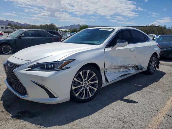 2020 LEXUS ES