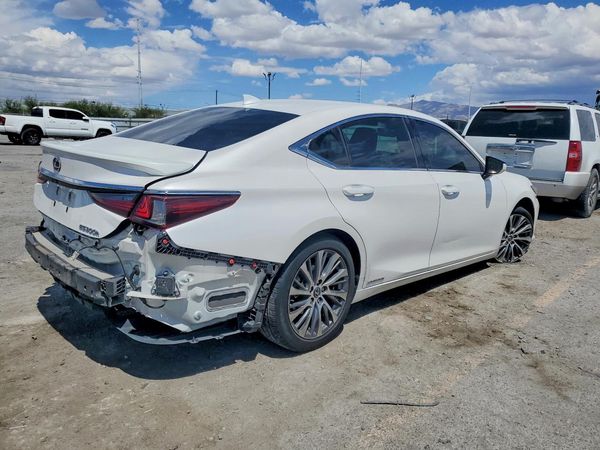 2020 LEXUS ES