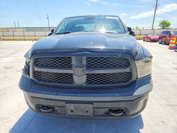 2014 RAM 1500 ST