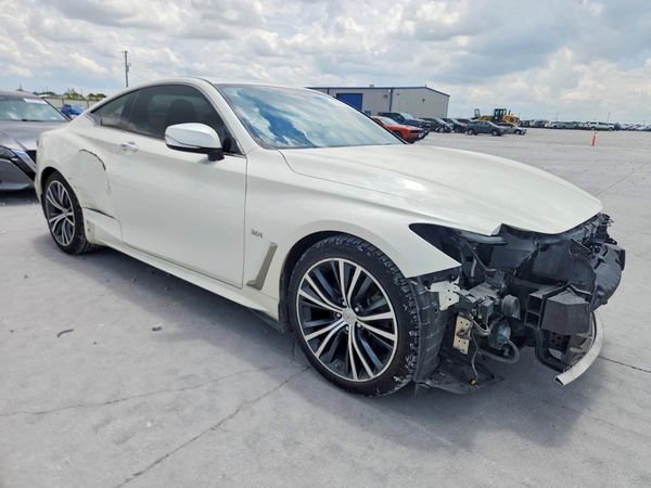 2017 INFINITI Q60