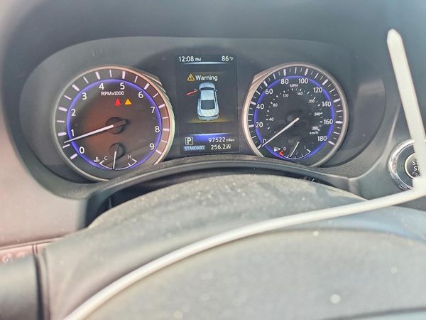 2017 INFINITI Q60