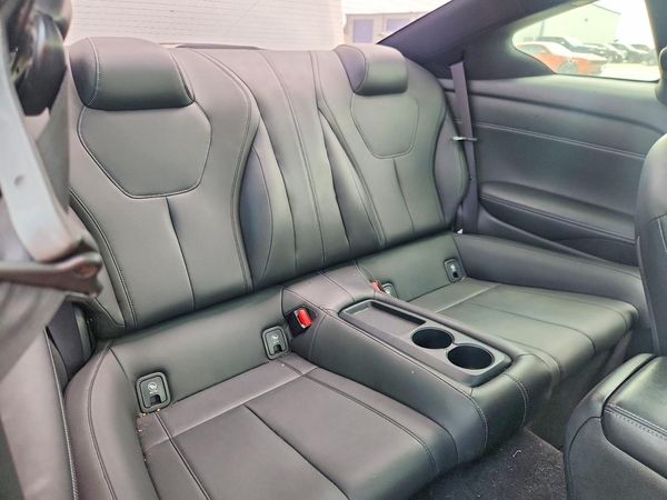 2017 INFINITI Q60