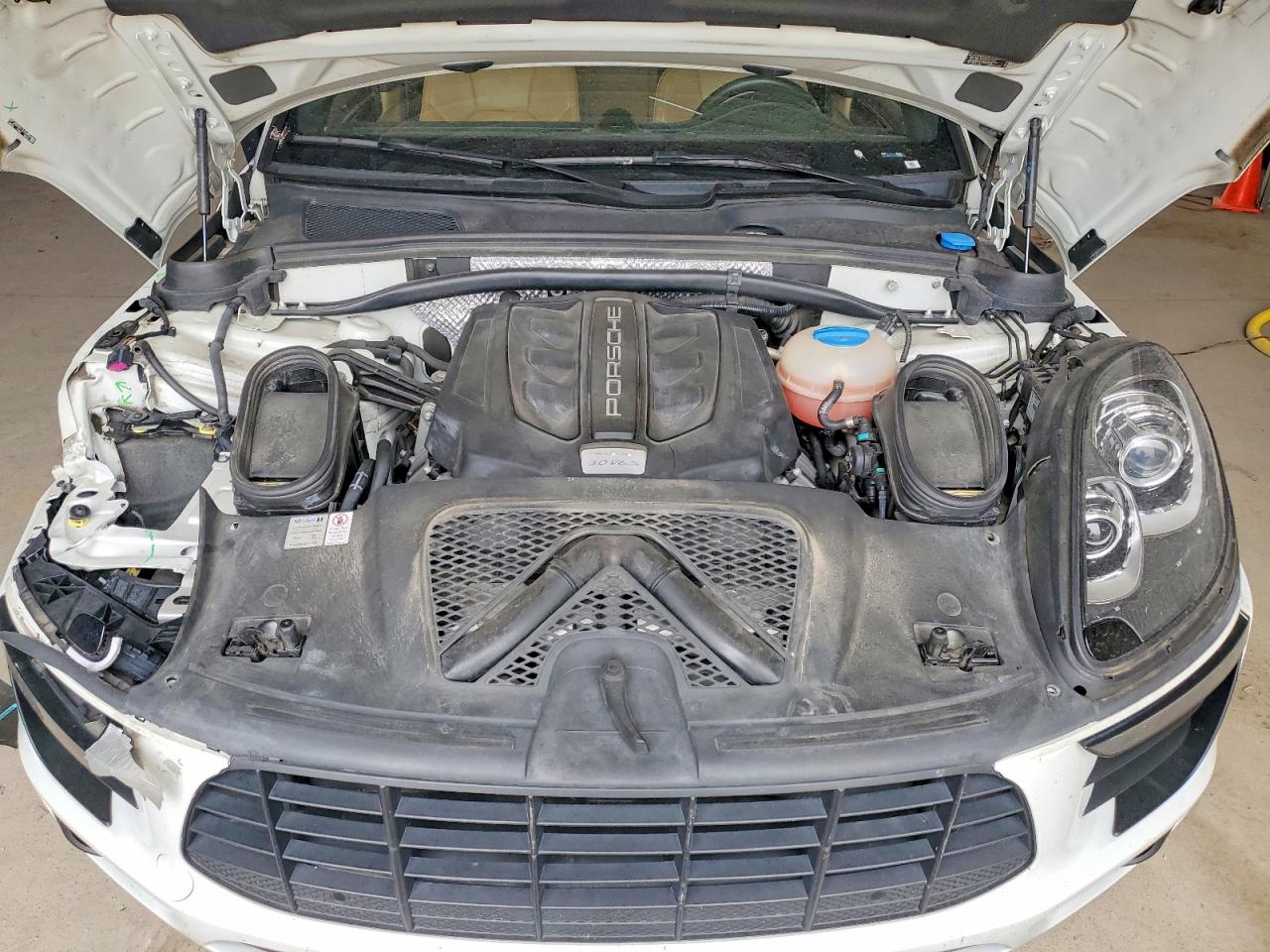 2018 PORSCHE MACAN Macan S