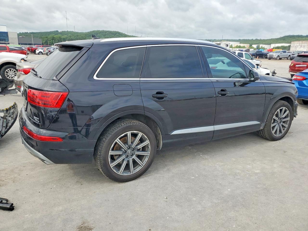 2018 AUDI Q7