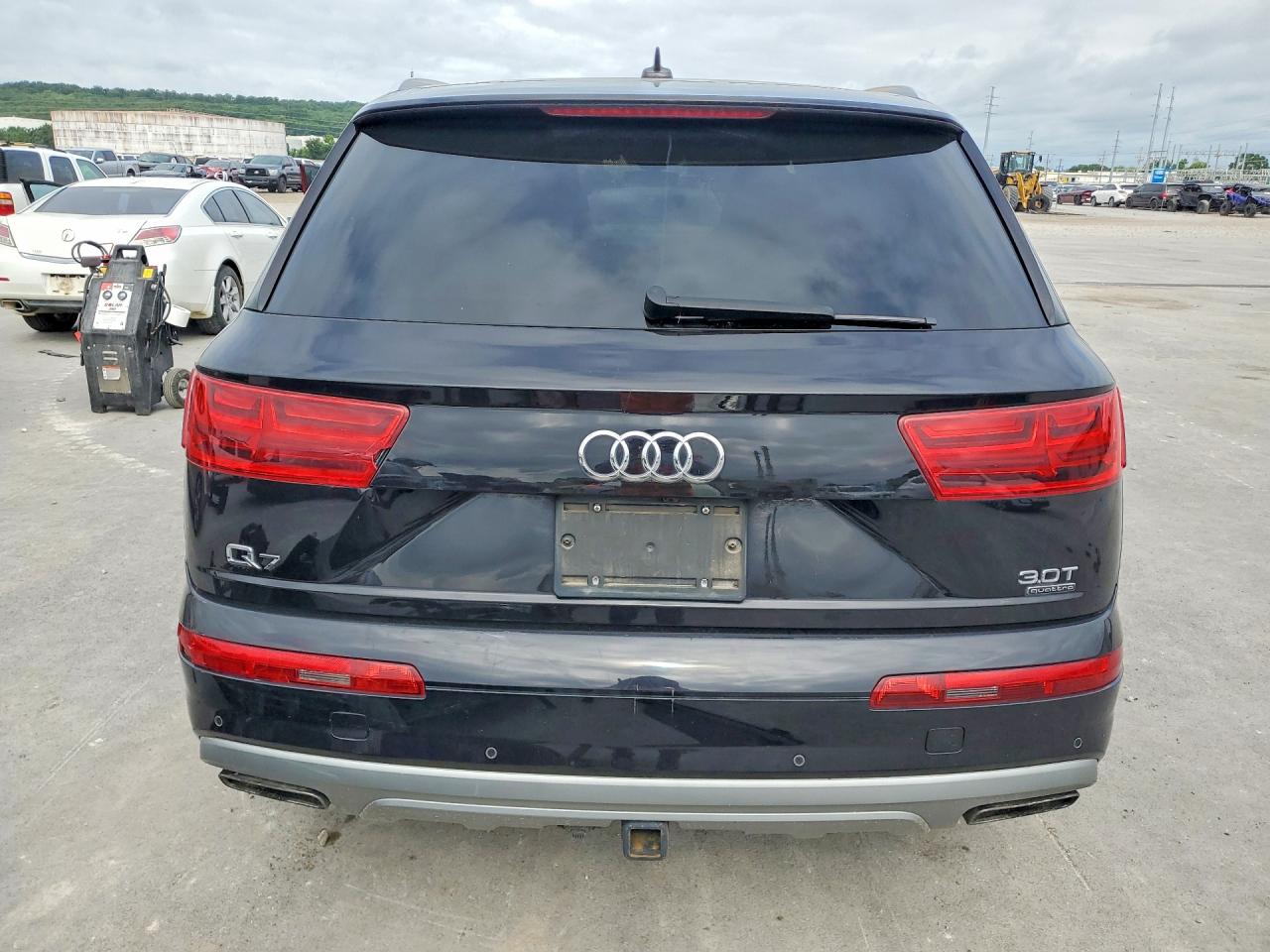 2018 AUDI Q7
