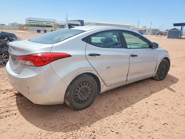 2012 HYUNDAI ELANTRA GLS(Middle grade)