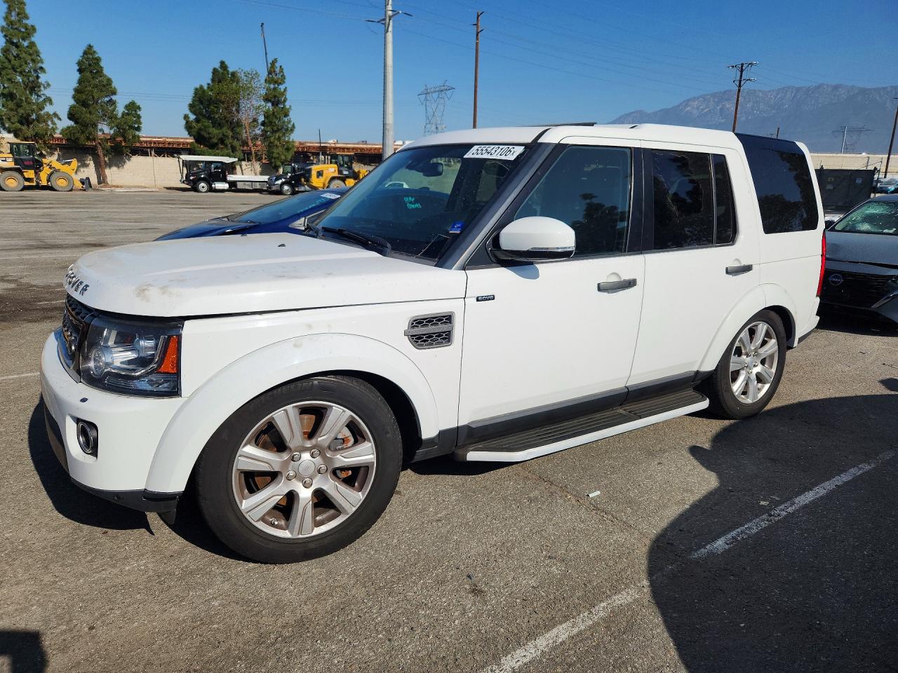 2015 LAND ROVER LR4 HSE — Front 3/4