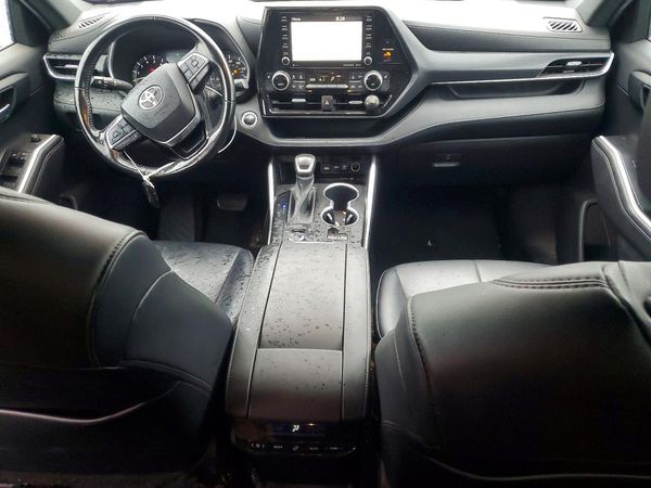 2021 TOYOTA HIGHLANDER