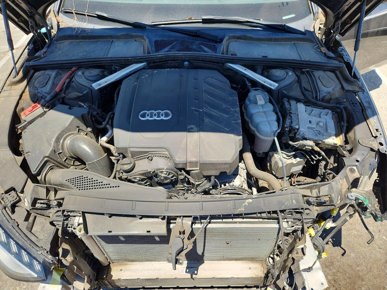 2021 AUDI A4 quattro Premium Plus