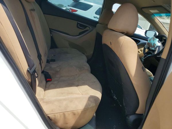 2013 HYUNDAI ELANTRA