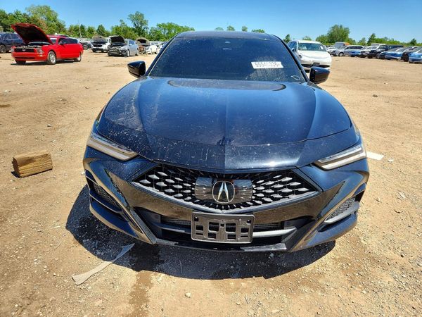 2022 ACURA TLX