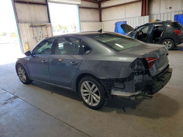 2019 VOLKSWAGEN PASSAT