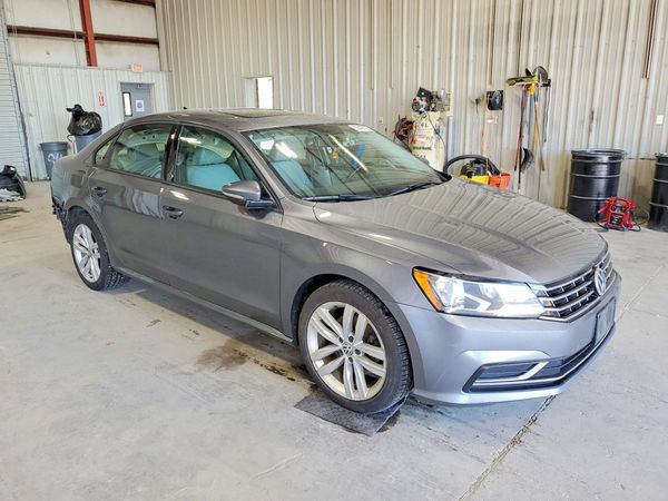 2019 VOLKSWAGEN PASSAT