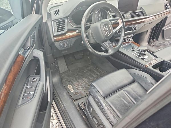 2020 AUDI Q5