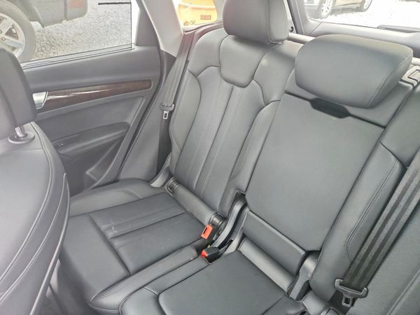 2020 AUDI Q5