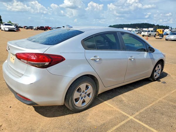 2018 KIA FORTE LX Base