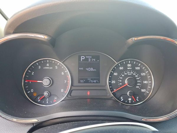 2018 KIA FORTE LX Base