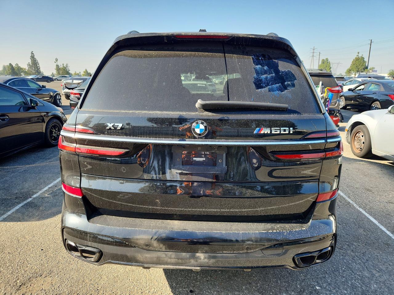 2023 BMW X7