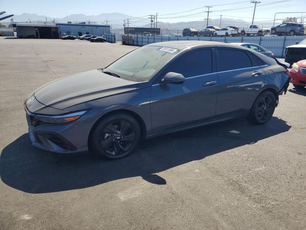 2024 HYUNDAI ELANTRA Limited