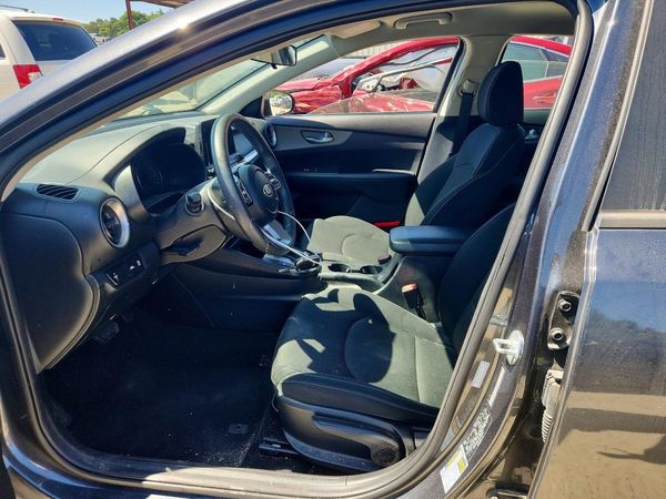 2021 KIA FORTE FE, LXS