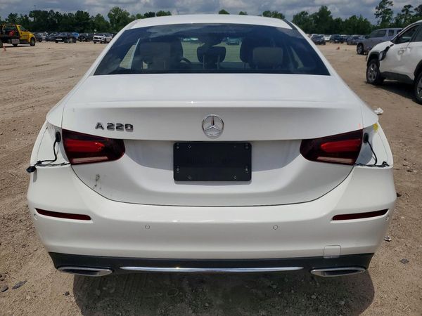 2019 MERCEDES-BENZ A A220