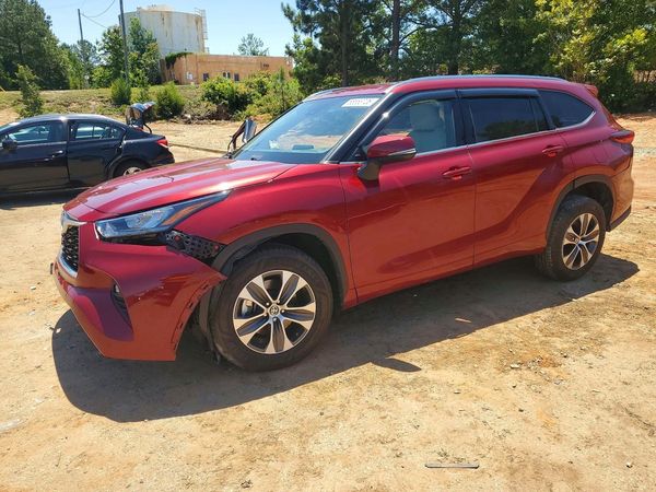 2020 TOYOTA HIGHLANDER XLE