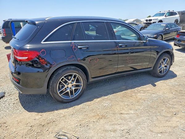 2016 MERCEDES-BENZ GLC GLC300 Base-4M