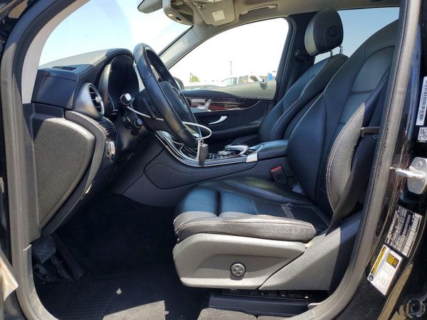 2016 MERCEDES-BENZ GLC GLC300 Base-4M