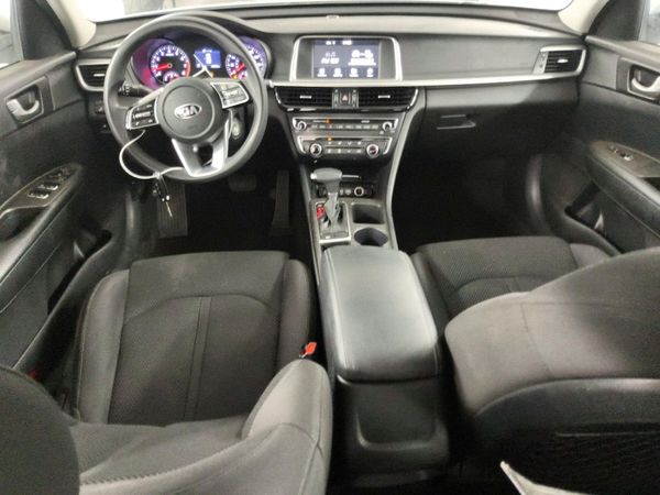 2019 KIA OPTIMA LX, S