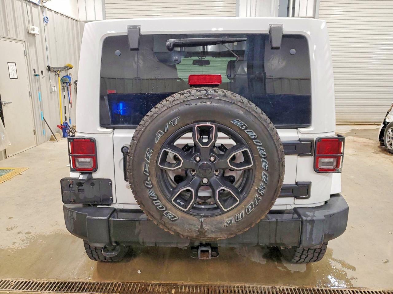 2017 JEEP WRANGLER UNLIMITED SAHARA 4X4