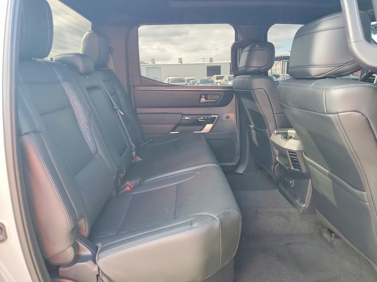 2025 TOYOTA TUNDRA