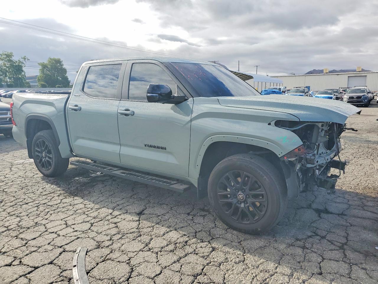 2025 TOYOTA TUNDRA