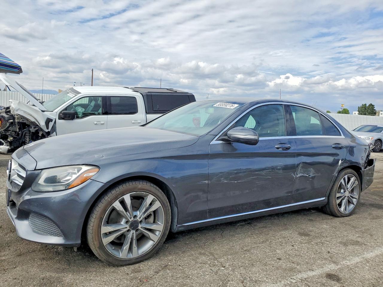 2016 MERCEDES-BENZ C C300