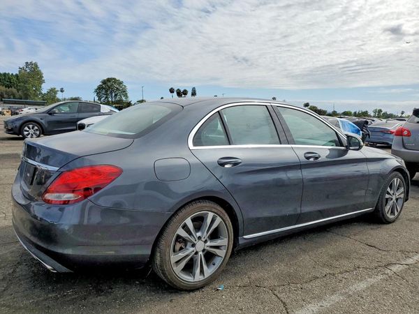 2016 MERCEDES-BENZ C C300