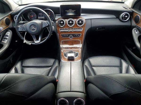 2016 MERCEDES-BENZ C C300