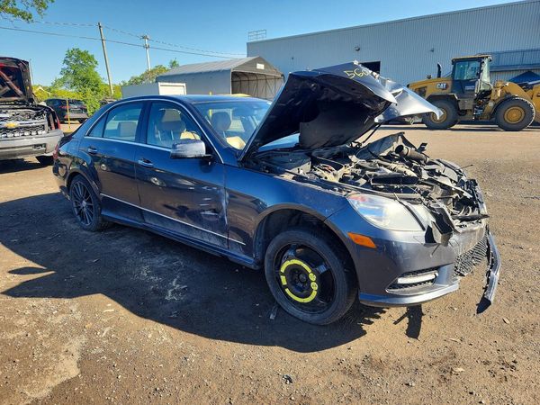 2012 MERCEDES-BENZ E E550 4-MATIC