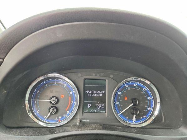 2018 TOYOTA COROLLA