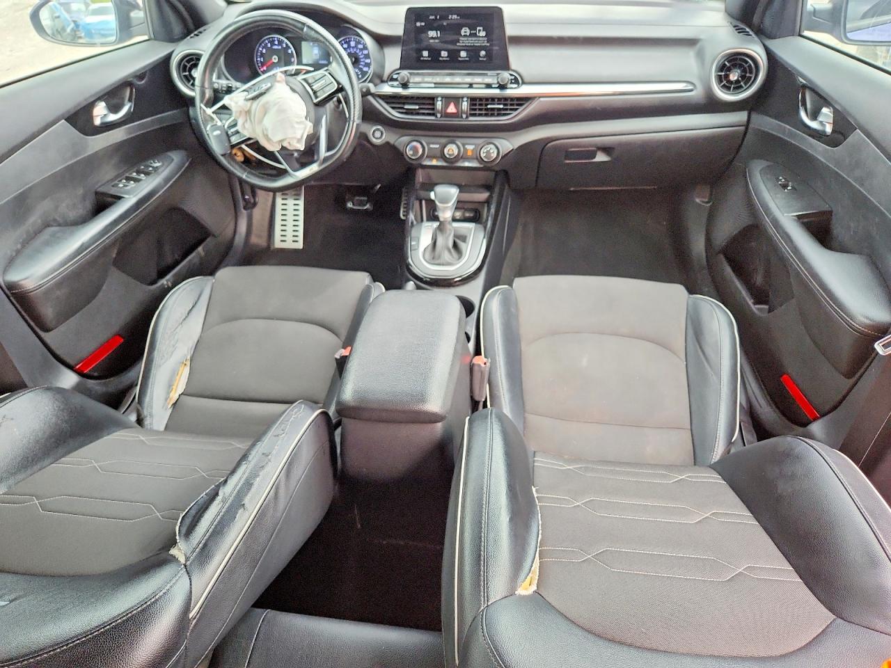 2021 KIA FORTE GT Line