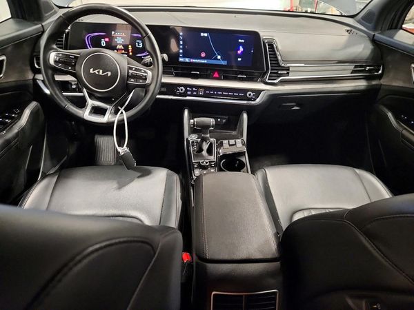 2023 KIA SPORTAGE X-LINE