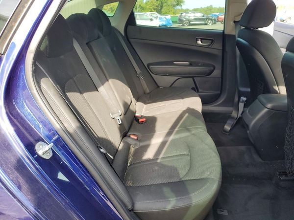 2019 KIA OPTIMA LX, S