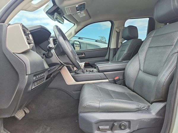 2024 TOYOTA TUNDRA