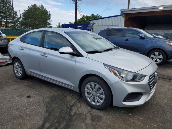 2020 HYUNDAI ACCENT SE and SEL