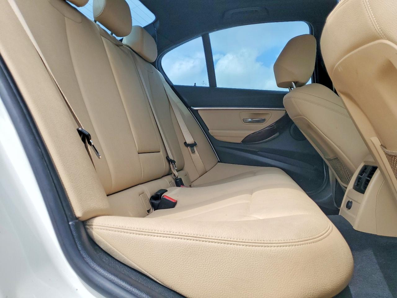 2018 BMW 330