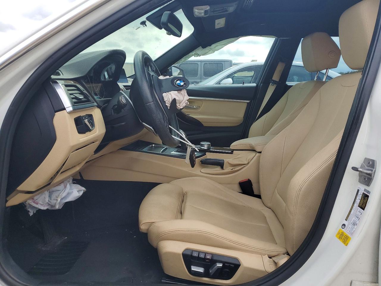 2018 BMW 330