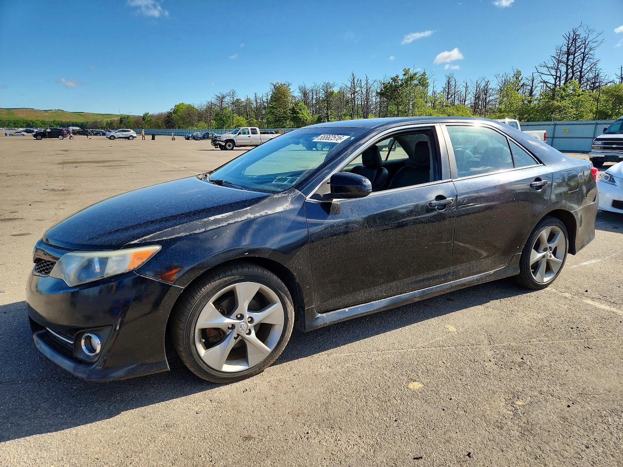 2014 TOYOTA CAMRY