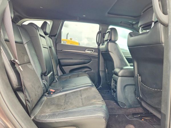 2019 JEEP GRAND CHEROKEE LAREDO 4X4
