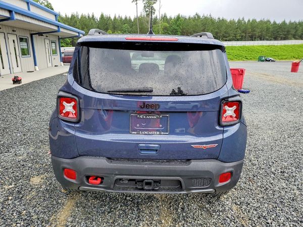 2023 JEEP RENEGADE TRAILHAWK 4X4